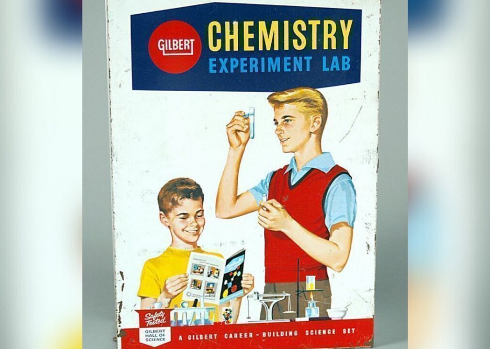 1923: A. C. Gilbert chemistry sets